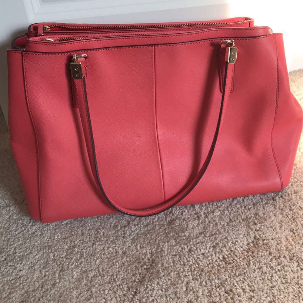Coach Madison Large Tote - Picture 4 of 7